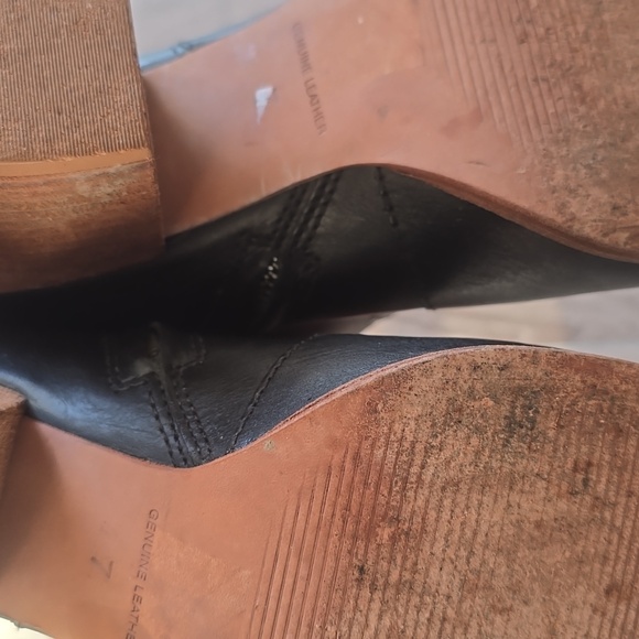 Madewell The Brenner Boot Leather Block Heel Ankle Shaft Almond Toe Black Size 7 - Picture 10 of 11